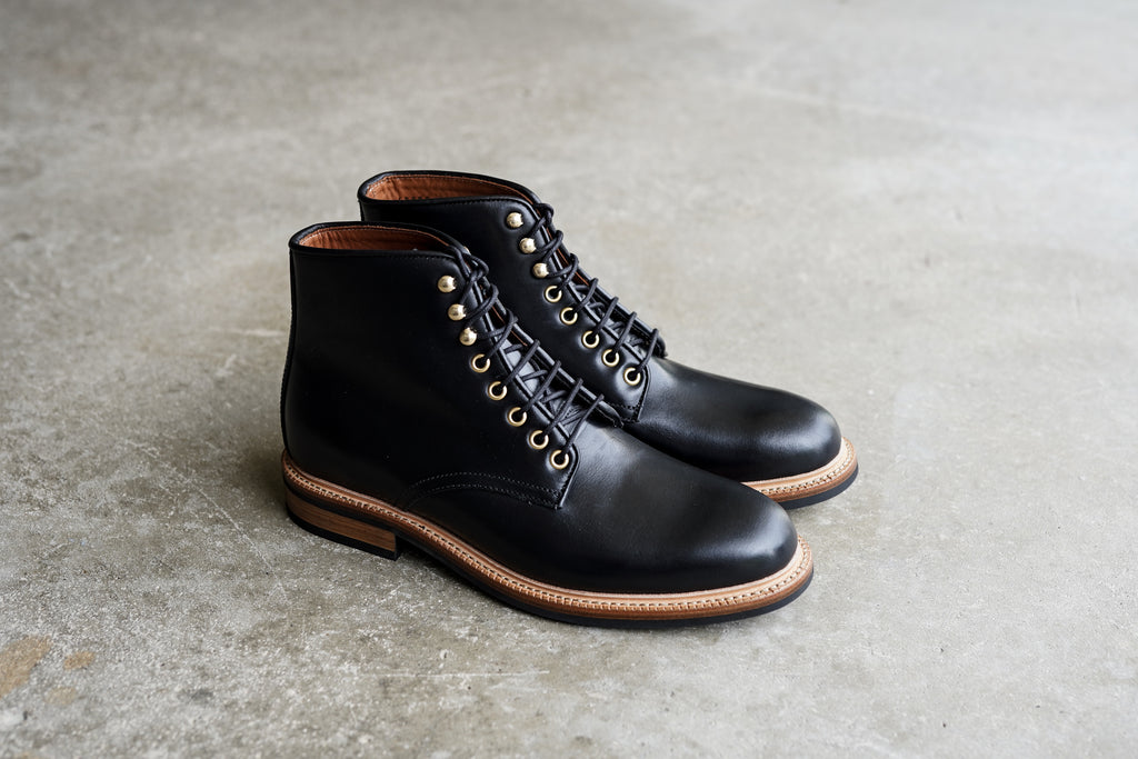 Kenton artisan cap hot sale toe boot