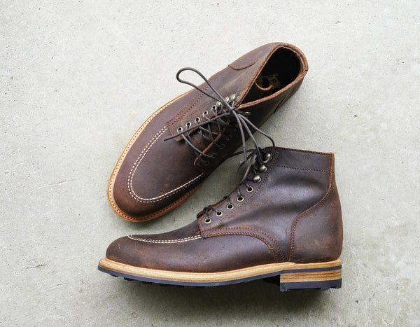 The Niagara - Saddle Waxy Commander (602M)